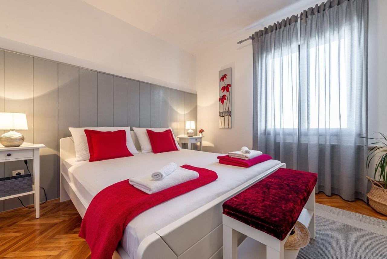 Apartment Bo&Dy With Private Pool Rogoznica  Buitenkant foto